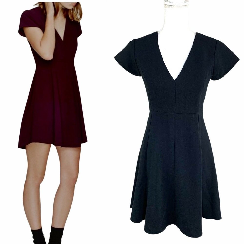 Aritzia Willfred black fit and flare dress sz 2